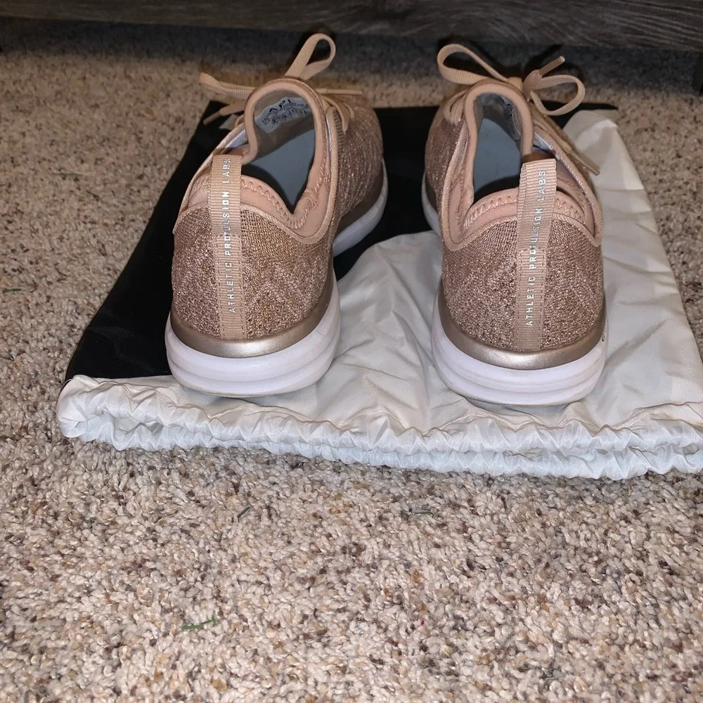 ✨💖APL x LULULEMON Techloom Phantom Rose Gold - Picture 3 of 6